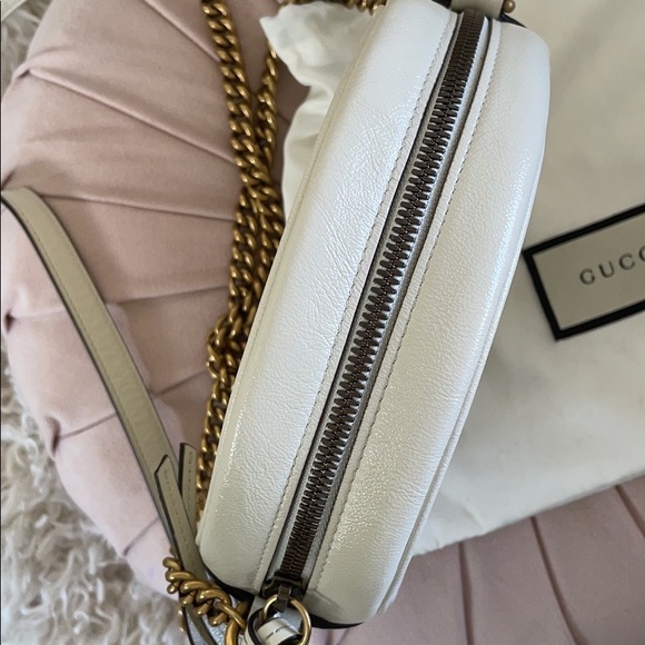 Authentic Gucci marmont mini round shoulder bag - Picture 2 of 8